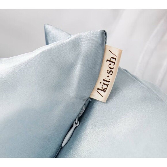 Kitsch Beauty Satin Pillowcase Standard Size 26" x 19" Blue -Healthy Hair & Skin - Picture 2 of 4